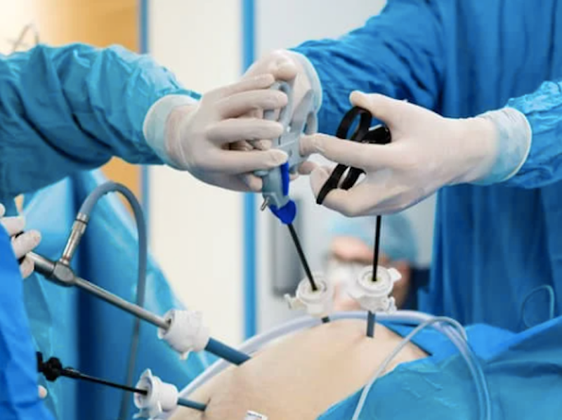 Minimally Invasive Joint Replacement